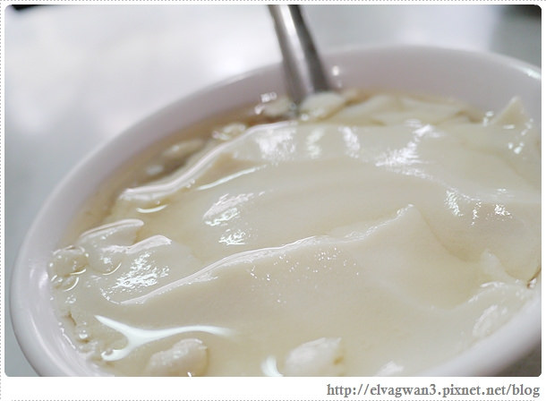 蹦康肉圓-花蓮-吉安鄉-銅板美食-老店-山洞旁邊的肉圓-豆花-小吃店-花蓮美食推薦-在地人都吃-第二代經營-手工製作-每天現做-15-715-1