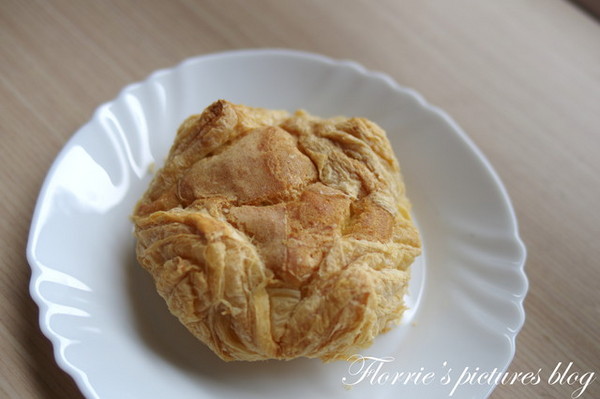 米詩堤甜點王國:瑞芳區美食~米詩堤甜點王國~黃金泡芙,你吃過沒?