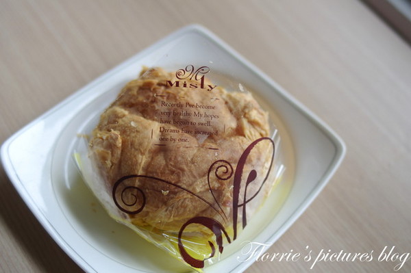 米詩堤甜點王國:瑞芳區美食~米詩堤甜點王國~黃金泡芙,你吃過沒?