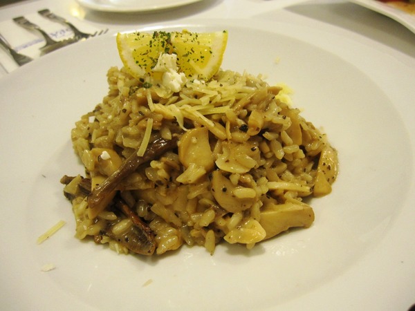 歐帕希臘小館：＊口碑券＊歐帕希臘小館 - 地中海的藍與白