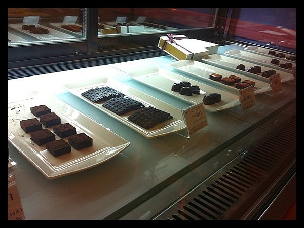 COCOMAKER 可可美克巧克力：午茶時光*手工生巧克力專門店也喝的到好咖啡-COCOMAKER 可可美克巧克力