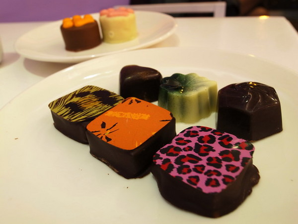 COCOMAKER 可可美克巧克力:<台北|大安|巧克力專賣店>超可愛的熊掌鳳梨酥!!!COCOMAKER 可可美克巧克力~