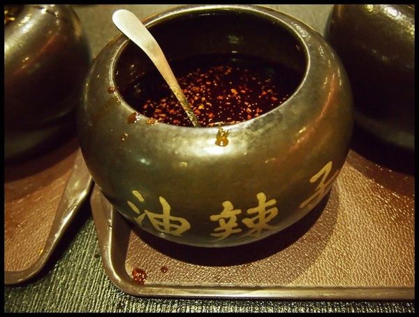 四川段純貞牛肉麵:【新竹武陵路】四川段純貞牛肉麵-誇張到不行的排隊人潮