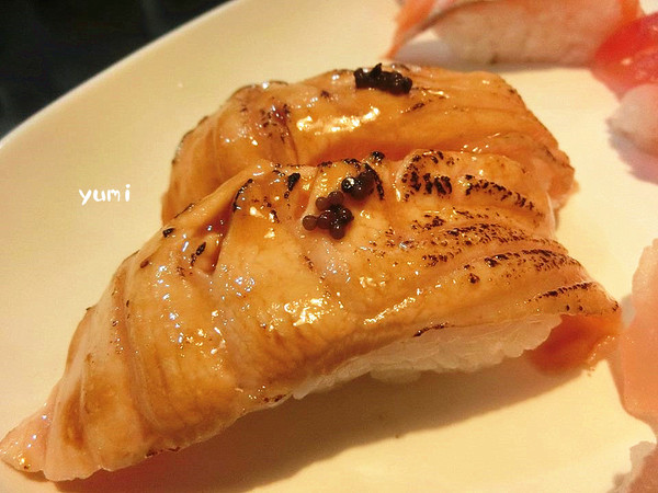 阿裕壽司:【台中食記】N訪→不排隊吃不到~超平價壽司&生魚片讓你回味無窮@阿裕壽司