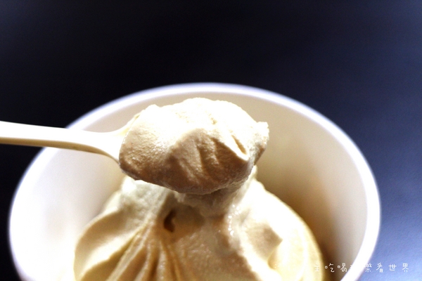 花生霜淇淋：全家新口味『海鹽花生霜淇淋』吃花生 好事花生