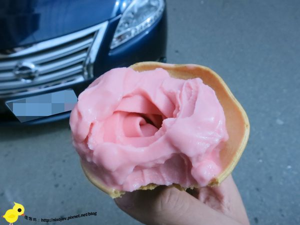 全家便利商店『自由女神般的草莓冰淇淋』