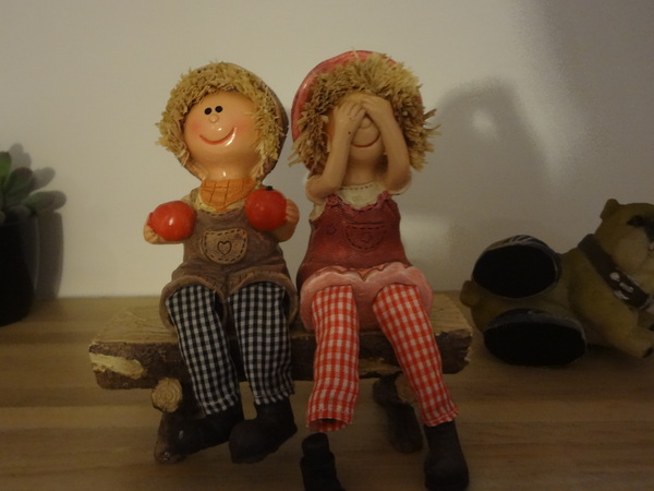 西納小街：1020711[官本金文愛台灣]西納小街與可愛的小熊來到童話般世界在彩虹步道上一起用餐