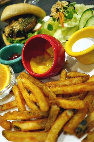 Tutti Cafe圖比咖啡創意早午餐:【Tutti Cafe圖比咖啡創意早午餐】松江南京站CP值美食,中西日敲出驚喜好滋味