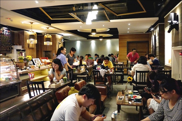 Tutti Cafe圖比咖啡創意早午餐：【Tutti Cafe圖比咖啡創意早午餐】松江南京站CP值美食，中西日敲出驚喜好滋味