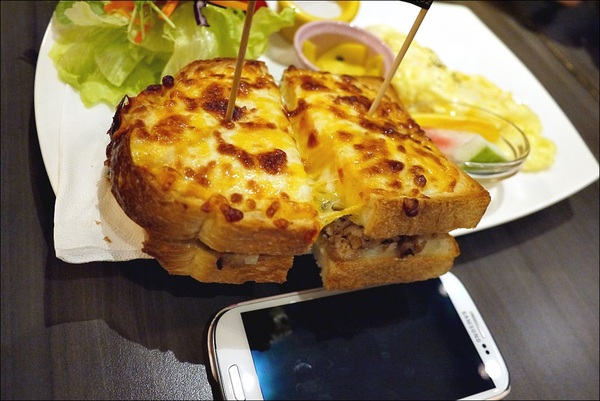 Tutti Cafe圖比咖啡創意早午餐:【Tutti Cafe圖比咖啡創意早午餐】松江南京站CP值美食,中西日敲出驚喜好滋味