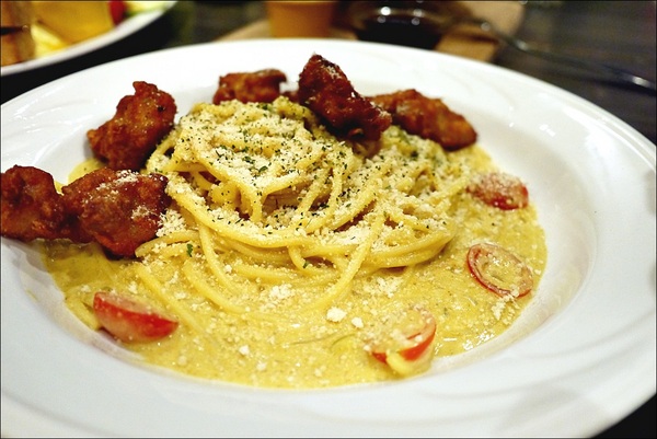 Tutti Cafe圖比咖啡創意早午餐:【Tutti Cafe圖比咖啡創意早午餐】松江南京站CP值美食,中西日敲出驚喜好滋味