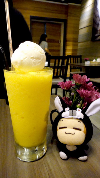 Tutti Cafe圖比咖啡創意早午餐:【台北南京】可愛兔兔拉花!Tutti Cafe圖比咖啡創意早午餐!