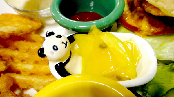 Tutti Cafe圖比咖啡創意早午餐:【台北南京】可愛兔兔拉花!Tutti Cafe圖比咖啡創意早午餐!