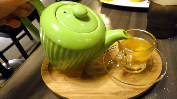 Tutti Cafe圖比咖啡創意早午餐:【台北南京】可愛兔兔拉花!Tutti Cafe圖比咖啡創意早午餐!