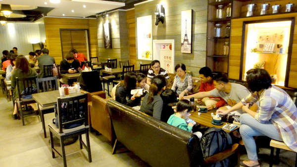 Tutti Cafe圖比咖啡創意早午餐:【台北南京】可愛兔兔拉花!Tutti Cafe圖比咖啡創意早午餐!