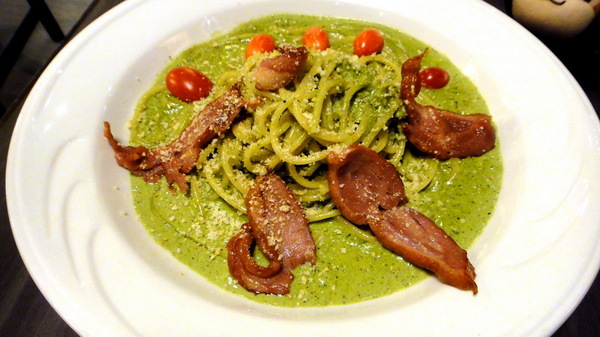 Tutti Cafe圖比咖啡創意早午餐:【台北南京】可愛兔兔拉花!Tutti Cafe圖比咖啡創意早午餐!