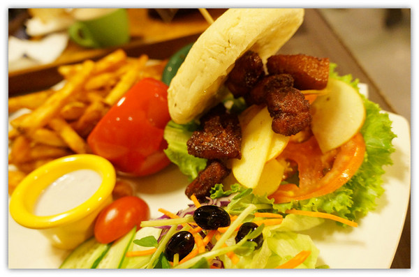 Tutti Cafe圖比咖啡創意早午餐：松江南京站♬中西式創意料理　精緻與驚艷並存的大份量美味　Tutti Cafe圖比咖啡創意早午餐