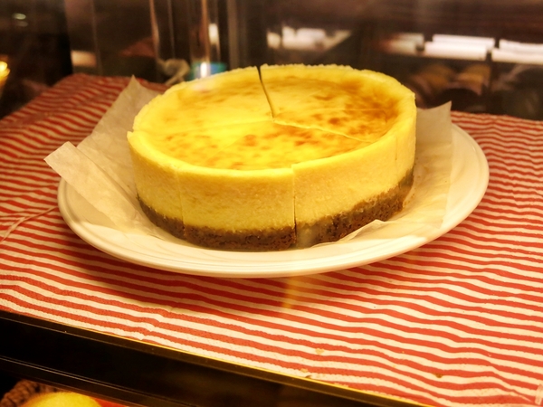 Tutti Cafe圖比咖啡創意早午餐：【捷運松江南京】喝泰迪熊咖啡，吃創意早午餐 — Tutti Cafe圖比咖啡