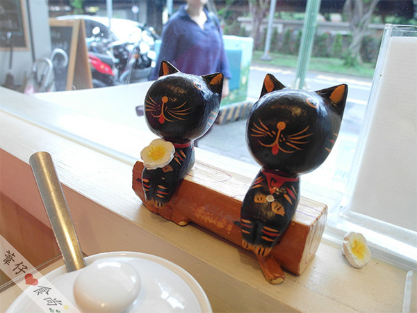 enjoy coffee：來Enjoy寧靜百元有找之鬆餅午後時光!!