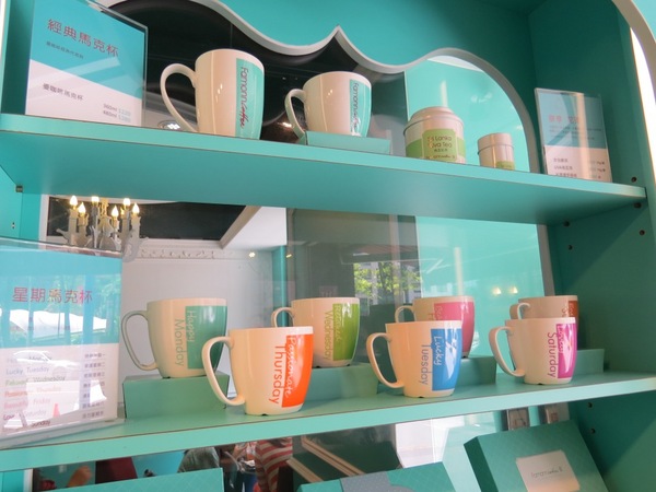 曼咖啡(元化店):在充滿Tiffany中享受悠閒下午茶【曼咖啡/中壢元化店】