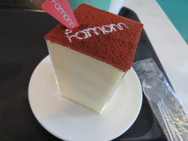 曼咖啡(元化店):在充滿Tiffany中享受悠閒下午茶【曼咖啡/中壢元化店】