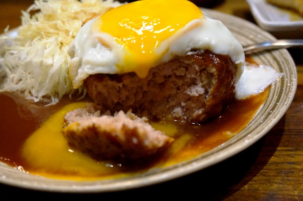 名古屋台所:名古屋台所 - 小小深夜食堂: 漢堡肉good~