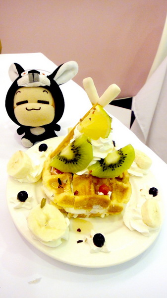 華麗狂女士2 - Macaron Pink(逢甲店):【台中逢甲】華麗狂女士好評不斷!新品布魯塞爾天空樹華麗登場!