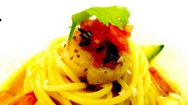 華麗狂女士2 - Macaron Pink(逢甲店):【台中逢甲】華麗狂女士好評不斷!新品布魯塞爾天空樹華麗登場!