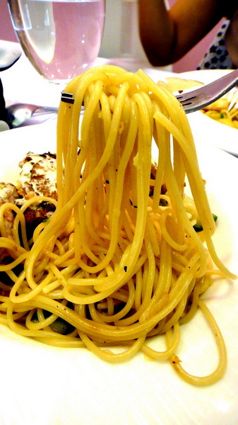 華麗狂女士2 - Macaron Pink(逢甲店):【台中逢甲】華麗狂女士好評不斷!新品布魯塞爾天空樹華麗登場!