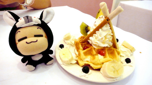 華麗狂女士2 - Macaron Pink(逢甲店):【台中逢甲】華麗狂女士好評不斷!新品布魯塞爾天空樹華麗登場!