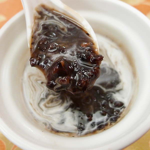 鳳荷三鮮：新竹_！oO0鳳荷三鮮0Oo！_中國風評價乾淨店，也能喝到拉花的紫米粥！？