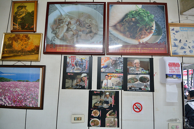 台式早餐:艋舺阿萬油飯 割包 排骨酥麵-台北萬華有名老店小吃