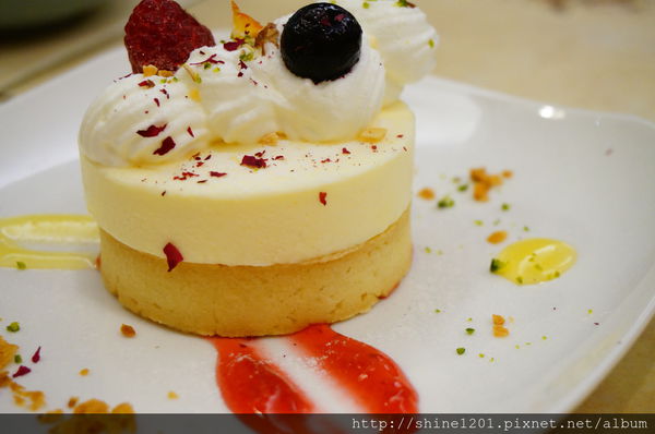 【板橋早午餐/下午茶】Kisetsu 季節日記. 板橋車站附近餐廳推薦