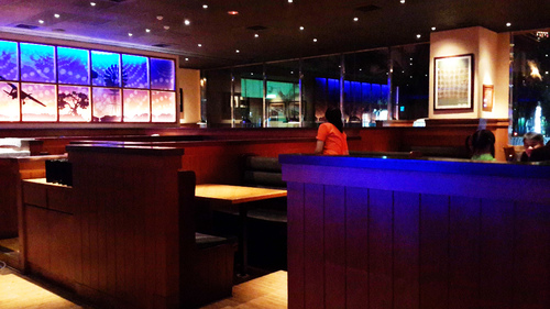 澳美客outback  steakhouse(信義店)：【羽諾食記口碑券23】友善餐廳~讓人回味不已的澳美客Outback Steakhouse信義店