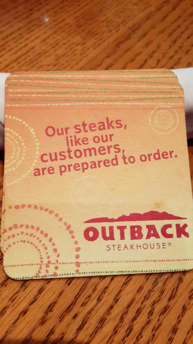 澳美客outback  steakhouse(信義店)：【羽諾食記口碑券23】友善餐廳~讓人回味不已的澳美客Outback Steakhouse信義店