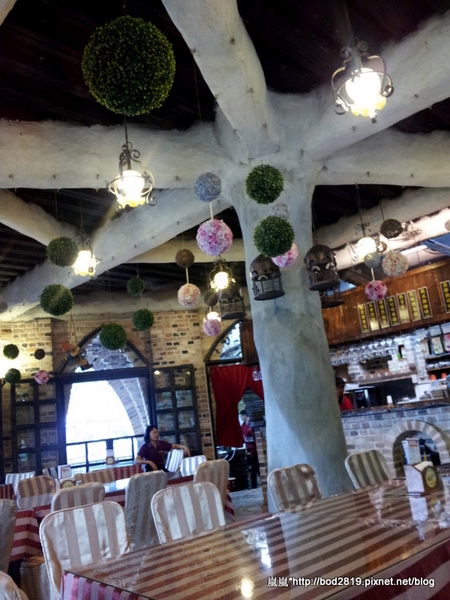 台中新社古堡莊園:【台中新社】新社古堡莊園-充滿異國風情的浪漫古堡,推薦半日遊可以來這邊逛逛喔!