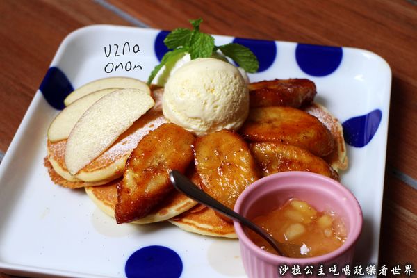 UZNA OMOM 杏桃鬆餅屋:東區216巷下午茶『杏桃鬆餅屋(忠孝店)』夏季新品吃刨冰消暑去/甜點/捷運忠孝敦化站