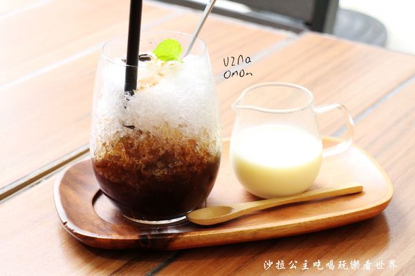 UZNA OMOM 杏桃鬆餅屋:東區216巷下午茶『杏桃鬆餅屋(忠孝店)』夏季新品吃刨冰消暑去/甜點/捷運忠孝敦化站