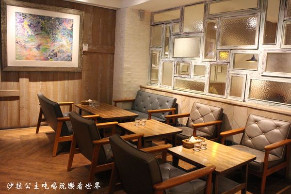 UZNA OMOM 杏桃鬆餅屋:東區216巷下午茶『杏桃鬆餅屋(忠孝店)』夏季新品吃刨冰消暑去/甜點/捷運忠孝敦化站