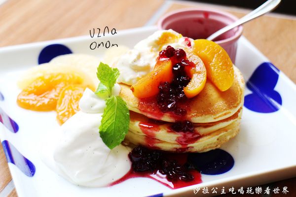 UZNA OMOM 杏桃鬆餅屋:東區216巷下午茶『杏桃鬆餅屋(忠孝店)』夏季新品吃刨冰消暑去/甜點/捷運忠孝敦化站