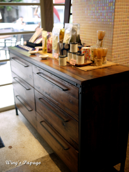 UZNA OMOM 杏桃鬆餅屋：這次不點舒芙蕾只點鬆餅之「杏桃鬆餅屋」