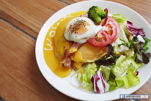 UZNA OMOM 杏桃鬆餅屋：◆台北東區。捷運忠孝敦化【杏桃鬆餅屋】夏季限定新菜單。鬆餅冰品陪你沁涼FUN暑假