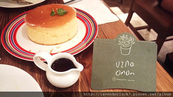 UZNA OMOM 杏桃鬆餅屋：♥UZNA OMOM杏桃鬆餅屋