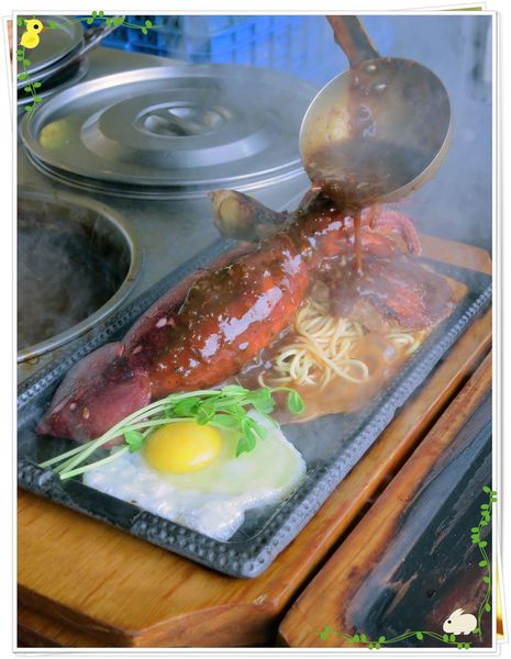 台北-蘆洲-平價牛排-大戶牛排-淋醬汁