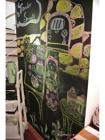 小梗甜點咖啡：【食記】oO。台中　西區　小梗咖啡廳Terrier Sweets （apple五花八門金銀島推）　二樓陽台(2F陽台)　草莓千層（期間限定千層）　17歲 　　好吃又好拍的甜點，大家不能錯過！。o○。