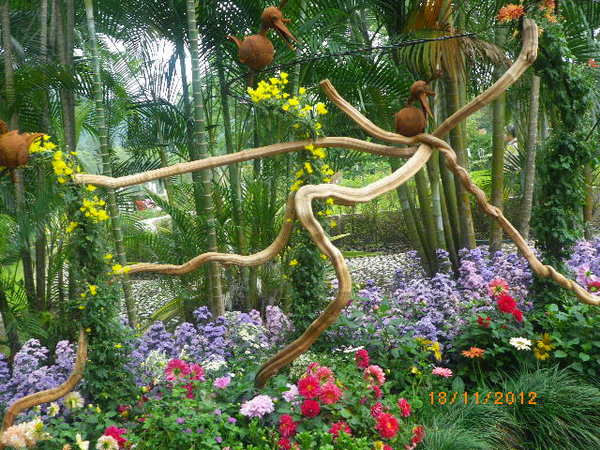 士林官邸公園：士林官邸【2012 手舞菊蹈】開展