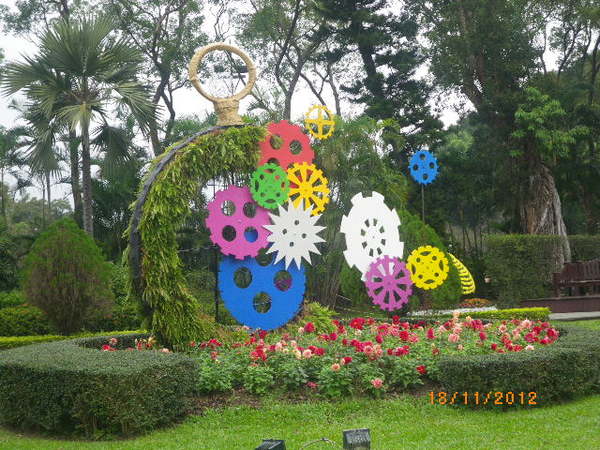 士林官邸公園：士林官邸【2012 手舞菊蹈】開展