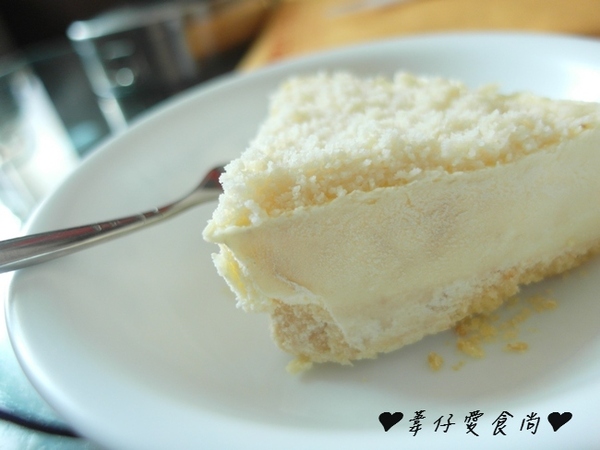 諾亞半熟蛋糕專門店：蛋糕新吃法!!!!半熟蛋糕新享受~