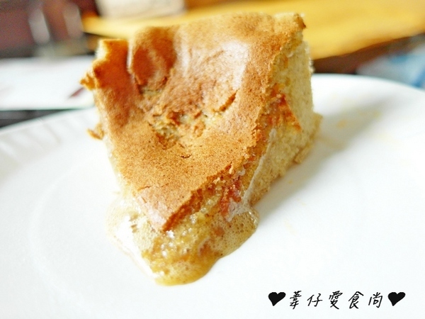 諾亞半熟蛋糕專門店：蛋糕新吃法!!!!半熟蛋糕新享受~