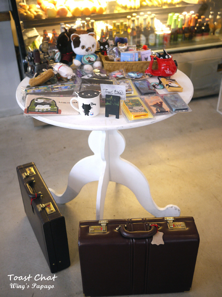 Toast Chat: 與貓咪們的美食約會。『Toast Chat』體驗